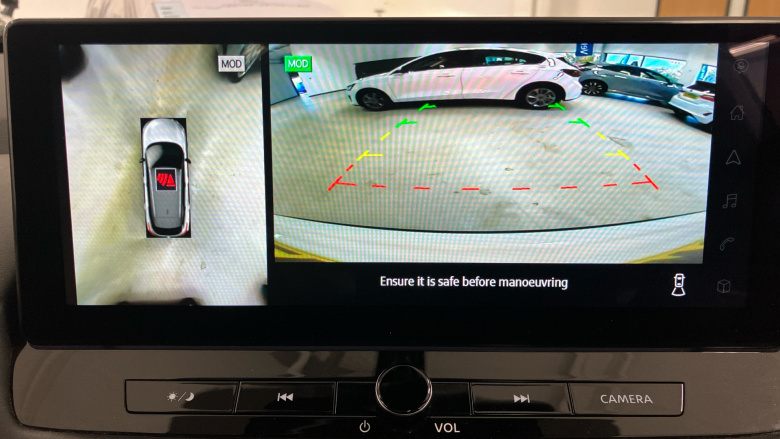 Nissan Qashqai 1.3 DiG-T MH 158 N-Connecta 5dr Xtronic Petrol Hatchback